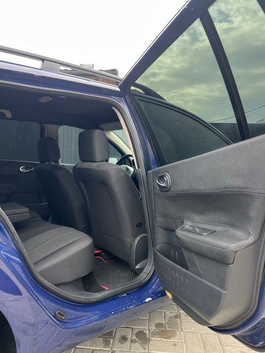 Рено Меган 2006 1.6 газ бензин