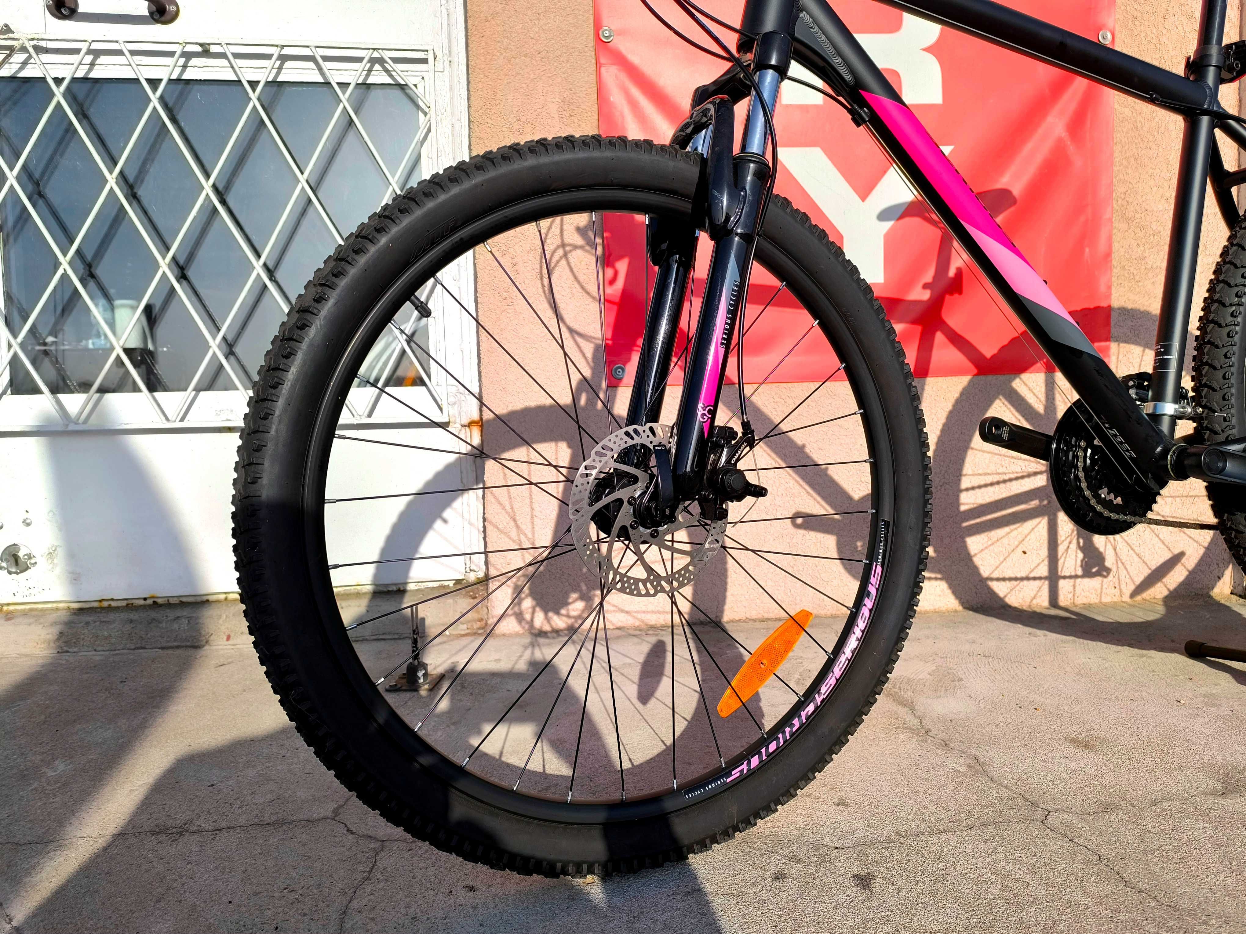 PIĘKNY SERIOUS ROCKVILLE DISC Roz. 20" Hamulce Tarczowe *Koła 27,5*