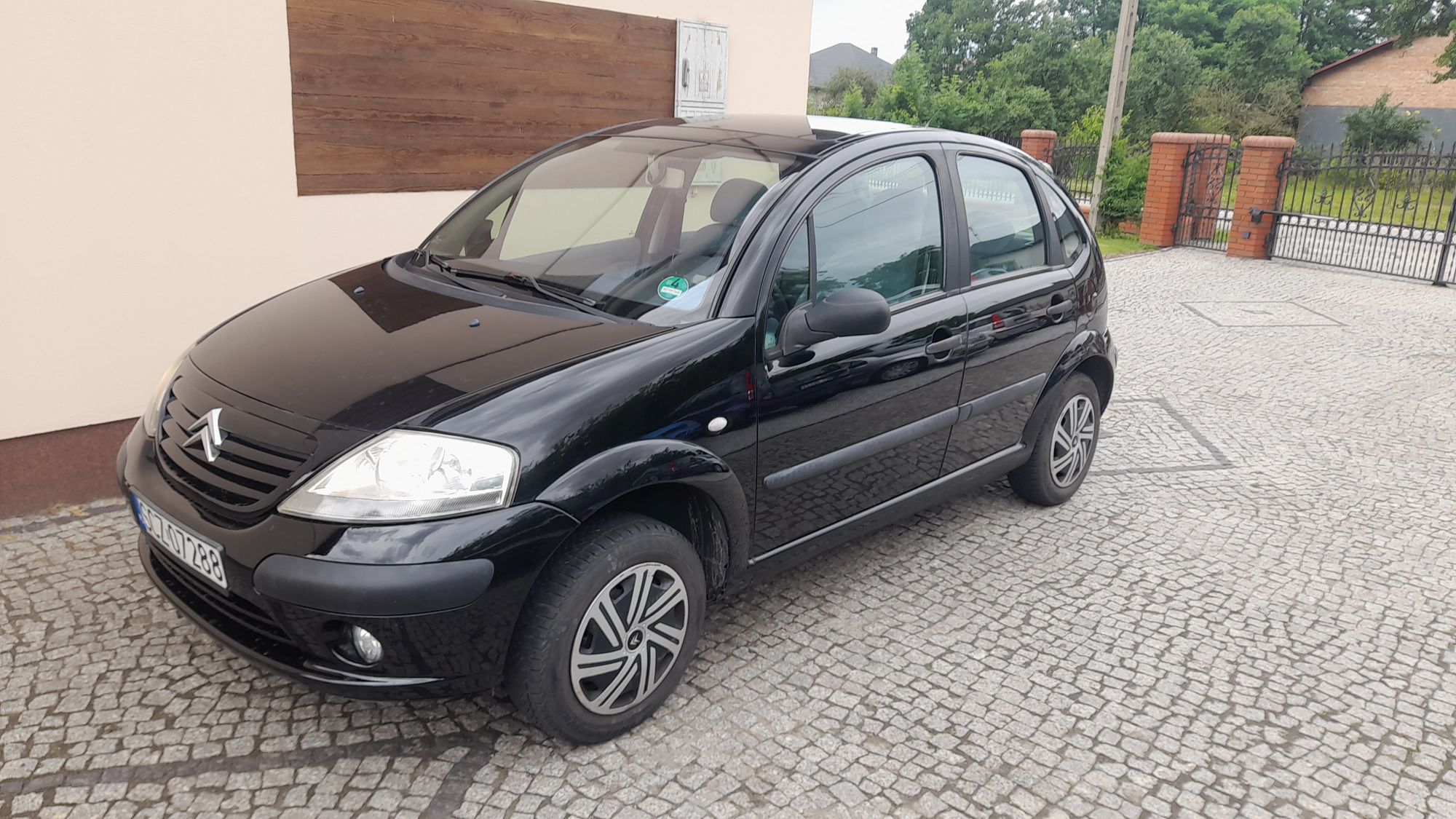 Citroen C3-1.4 benzyna