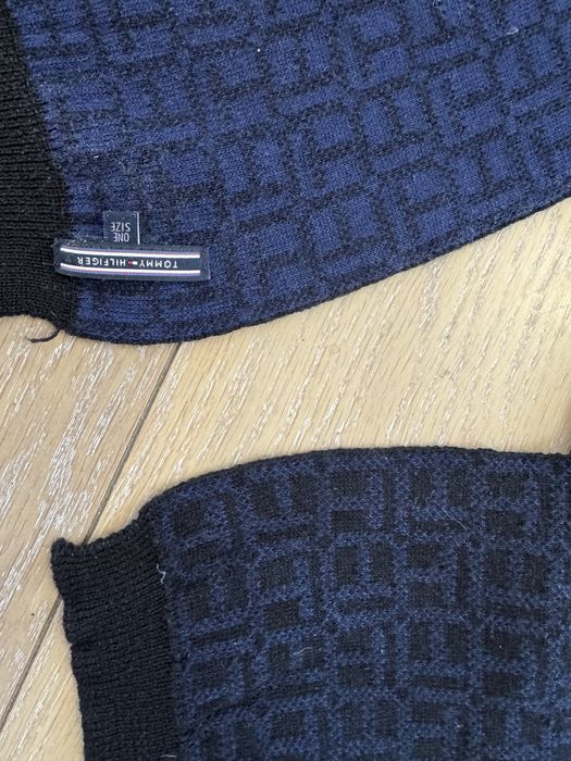 Шарф Tommy Hilfiger оригинал.