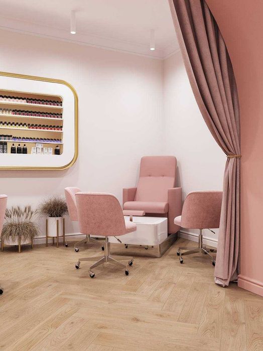 Коммерческое помещение в центре ( начат ремонт под салон красоты)