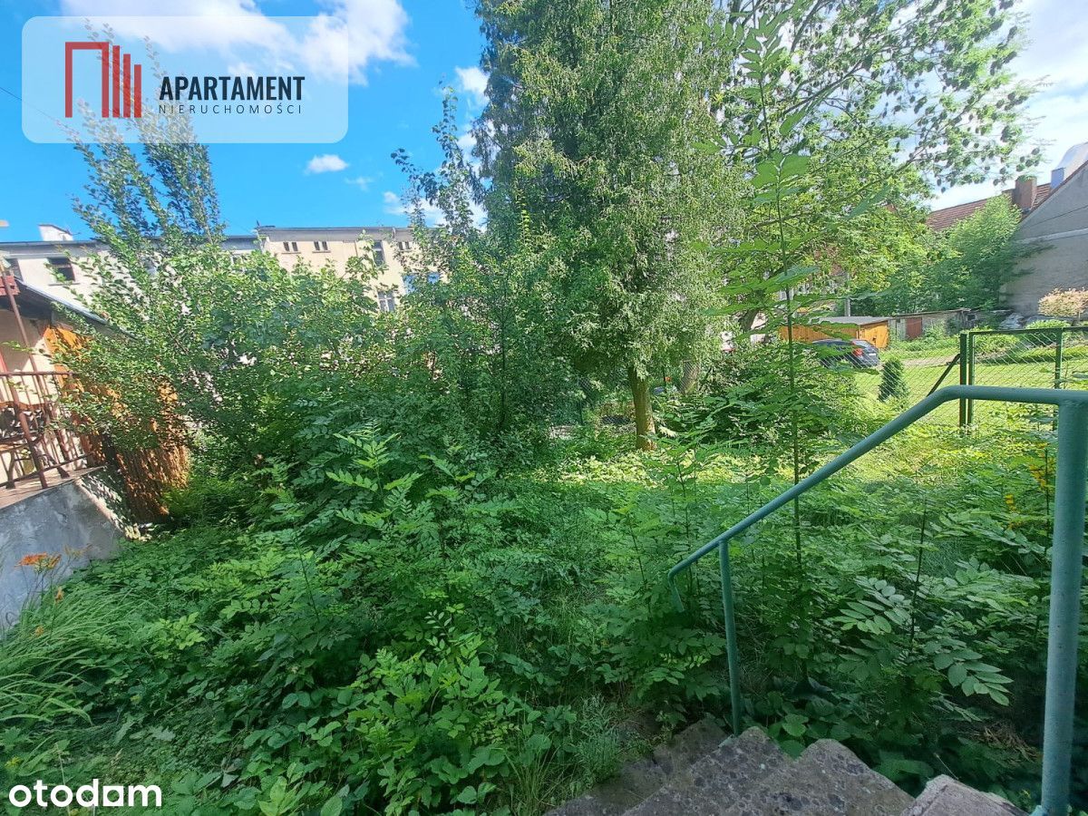 Dom z ogródkiem w centrum!