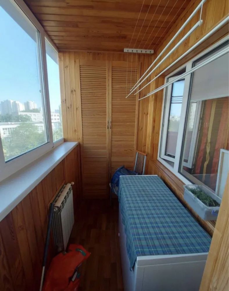 Продаж 2к квартири вулиця Райдужна 63