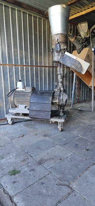 Peleciarka 11kw | Podajnik |Rozdrabniacz Wysoka wydajność nowa Matryca