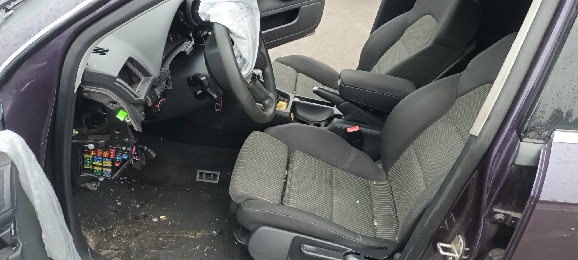 Audi A4 B7 kombi na części 1.9BKE