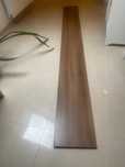 Półka z płyty meblowej 280cm.