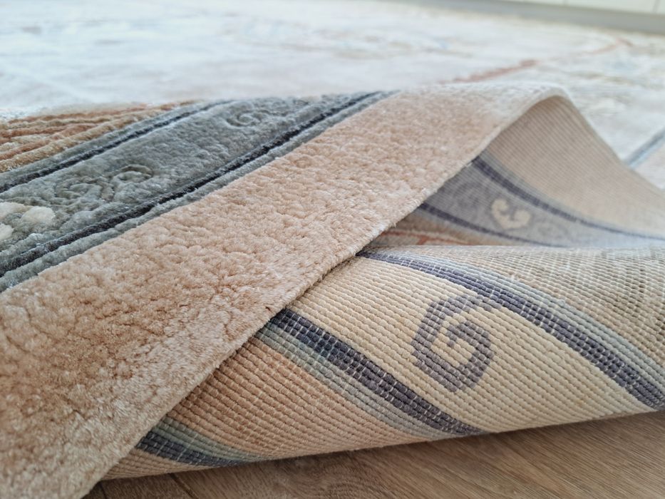 Przepiękny jedwabny Chiński ręcznie tkany dywan 247x337 nr 1526