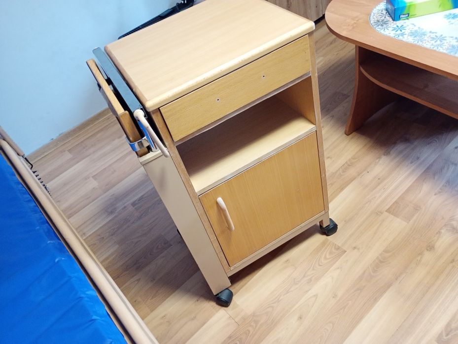 Szafka do łóżka rehabilitacyjnego