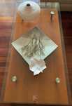 Mesa de Madeira para a Sala de Estar