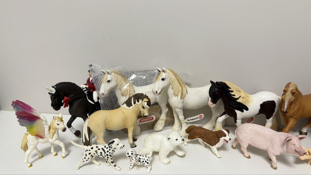 Продам/обміняю на речі для кіней(живих) коней і тварин шляйх-Schleich