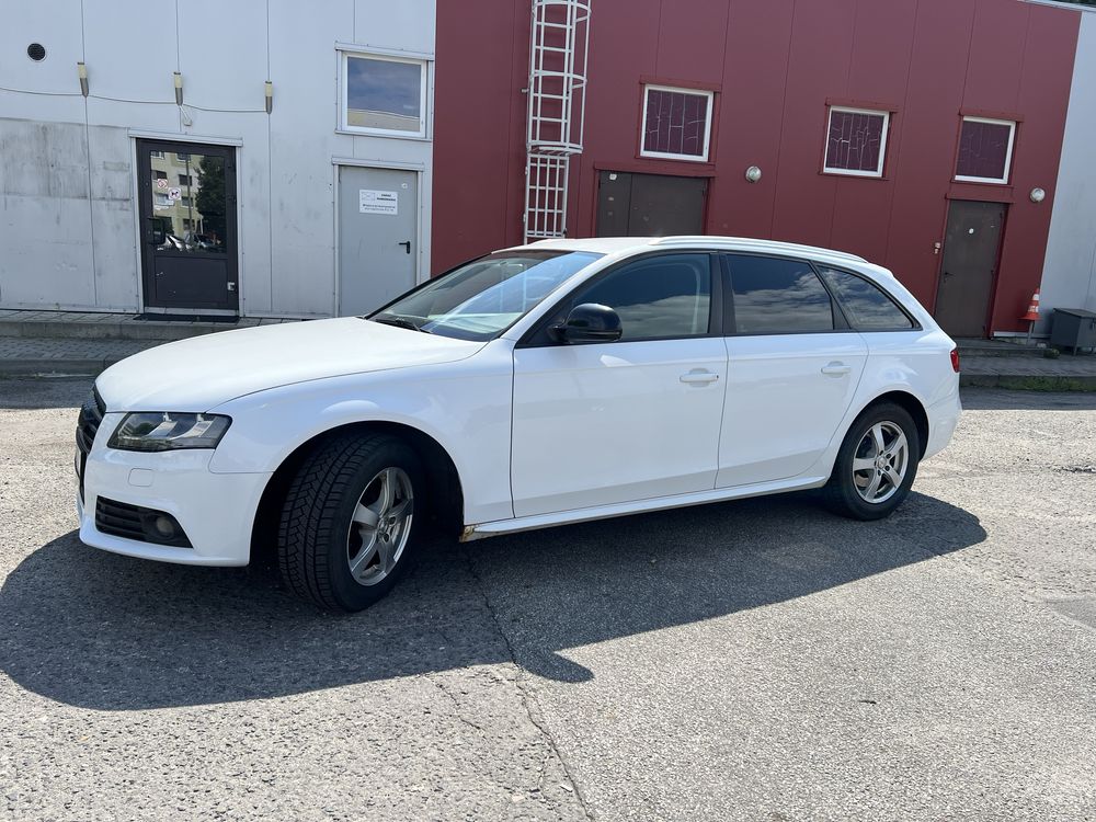 Audi A4 B8-2.0 TDI-KOMBI.