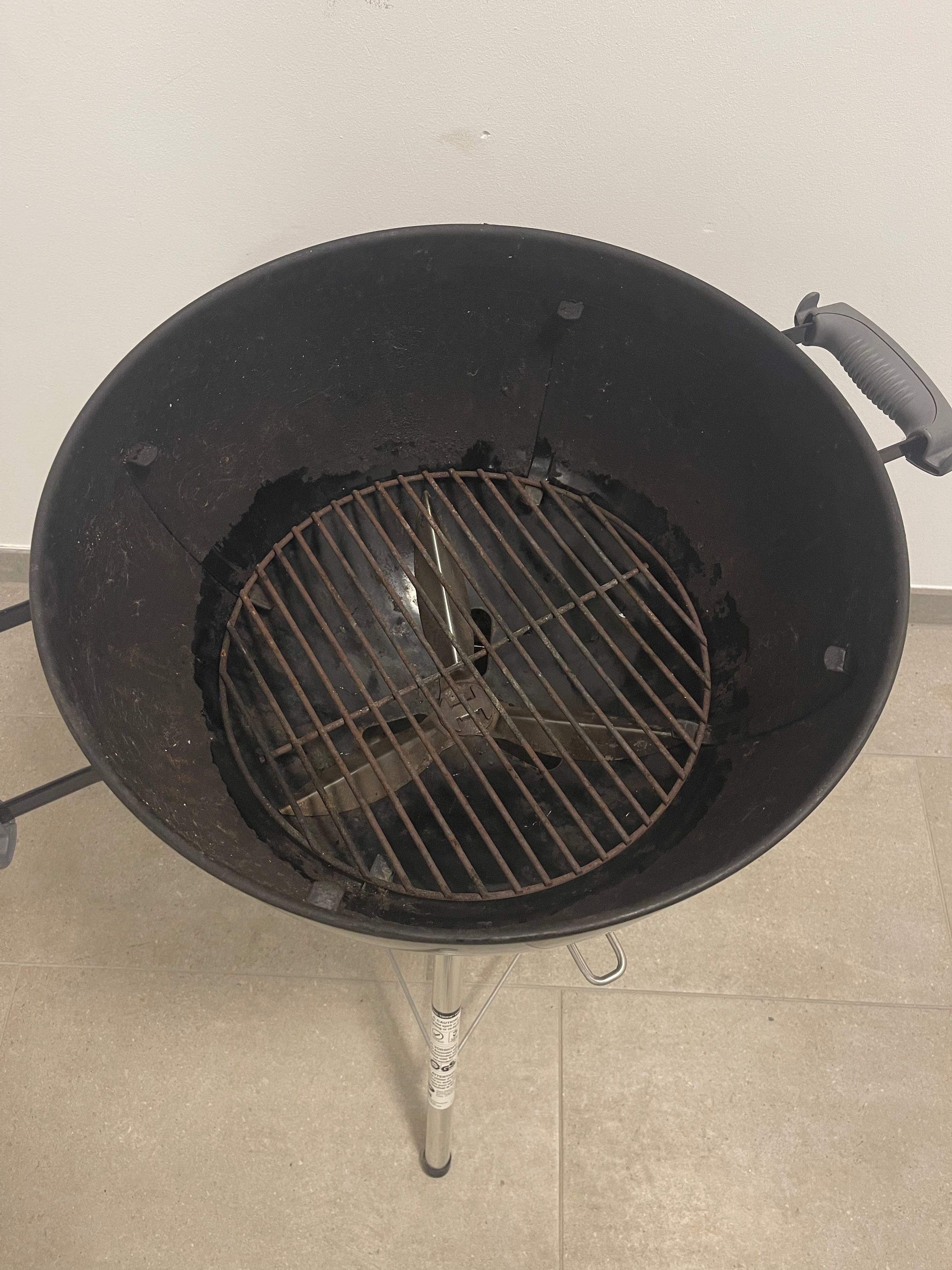 Гриль вугільний Weber 47 см з чохлом