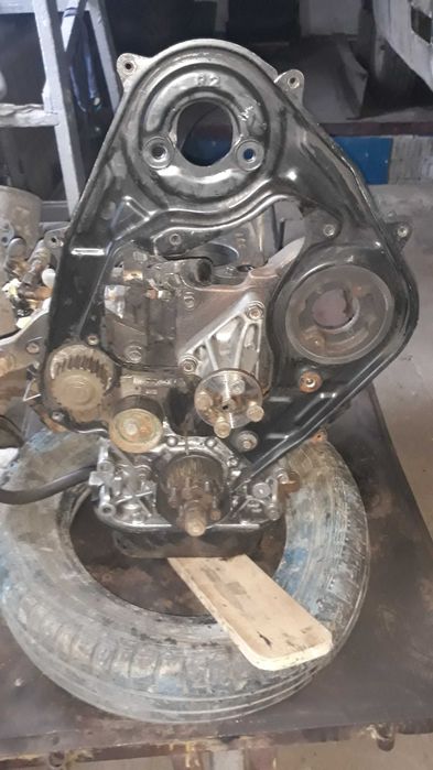 Продам блок циліндрів мазда е2200 2.2d