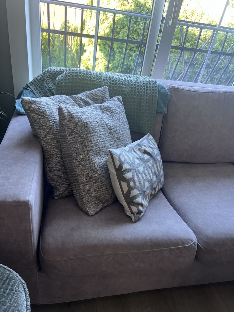 Sofa z dwoma fotelami