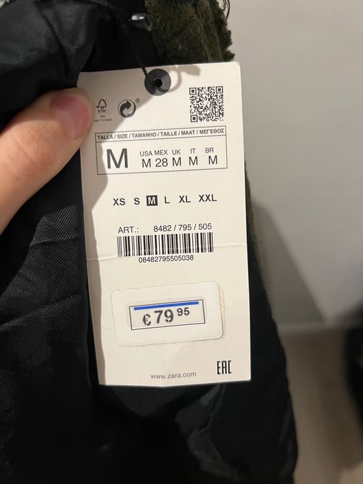 Marynarka żakiet khaki boucle z usztywnionymi ramionami viral Zara