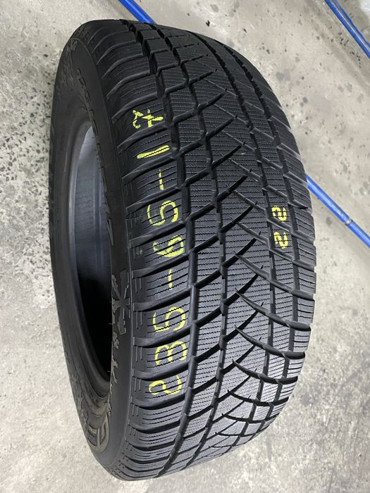 Зимові шини 235/65 R17 (108H) GT Radial