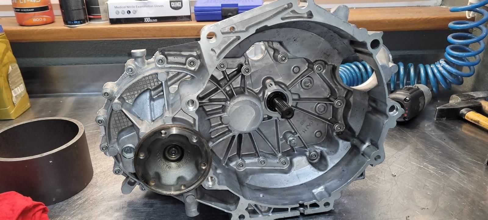 Skrzynia biegów FVH 5-biegowa manualna VW Golf V 1.6 MPI