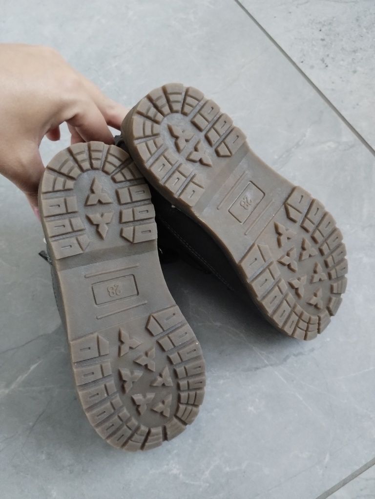Buty przejściowe chłopięce 28
