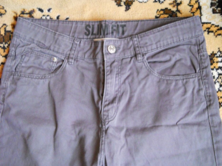 Джинсы SLIM от H&M
