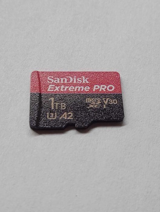 Флэш-карта SanDisk Extreme PRO 1 Tb. Ранее стояла в Sony PlayStayStat.