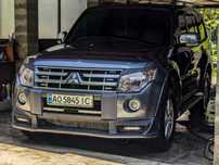 Продам Mitsubishi Pajero