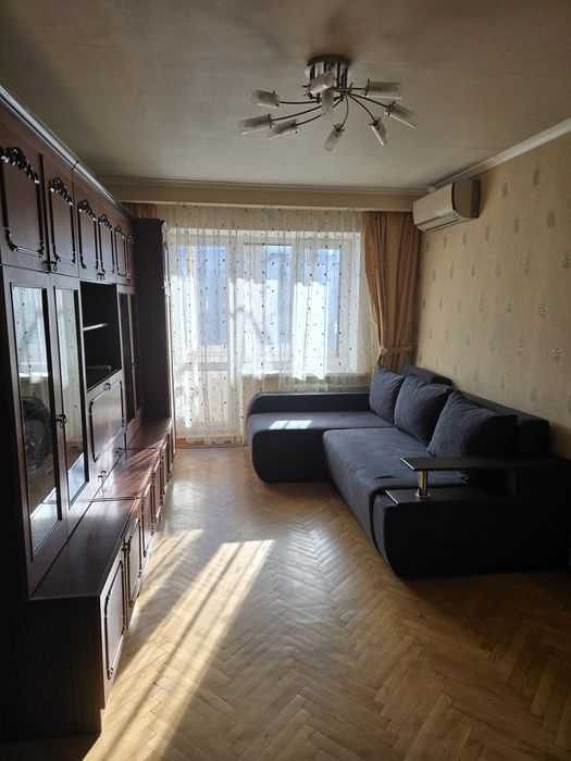 Сдам 2-х комнатную квартиру Дарницкая  площадь