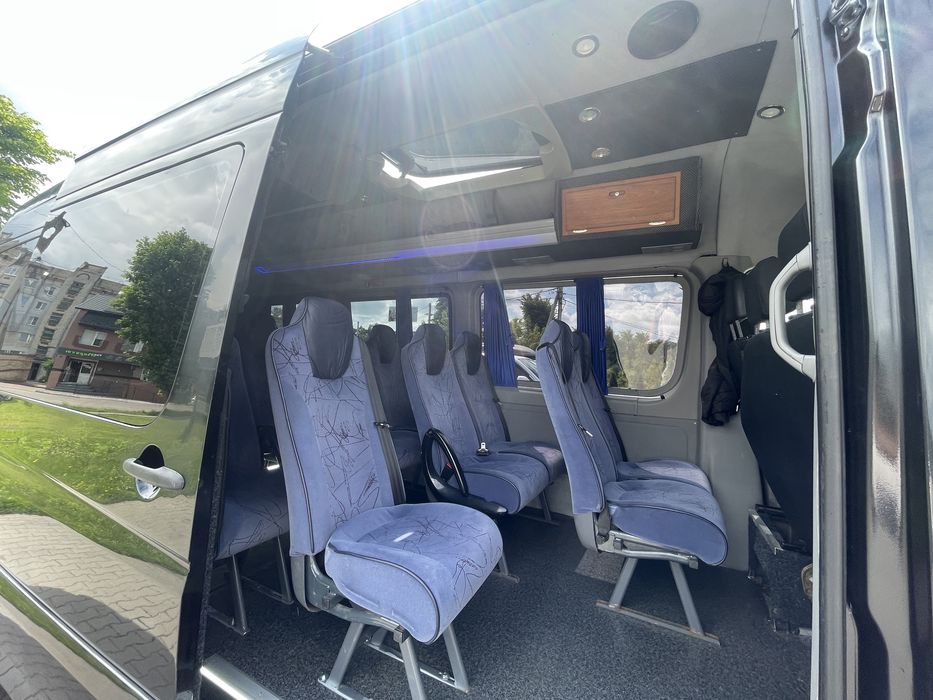 Автобус Пасажирські перевезення замовлення автобуса