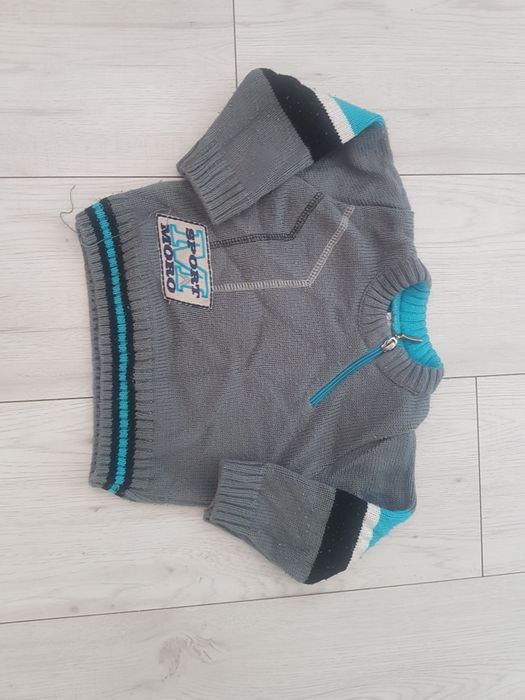 sweterek ciepły  chłopięcy roz 86