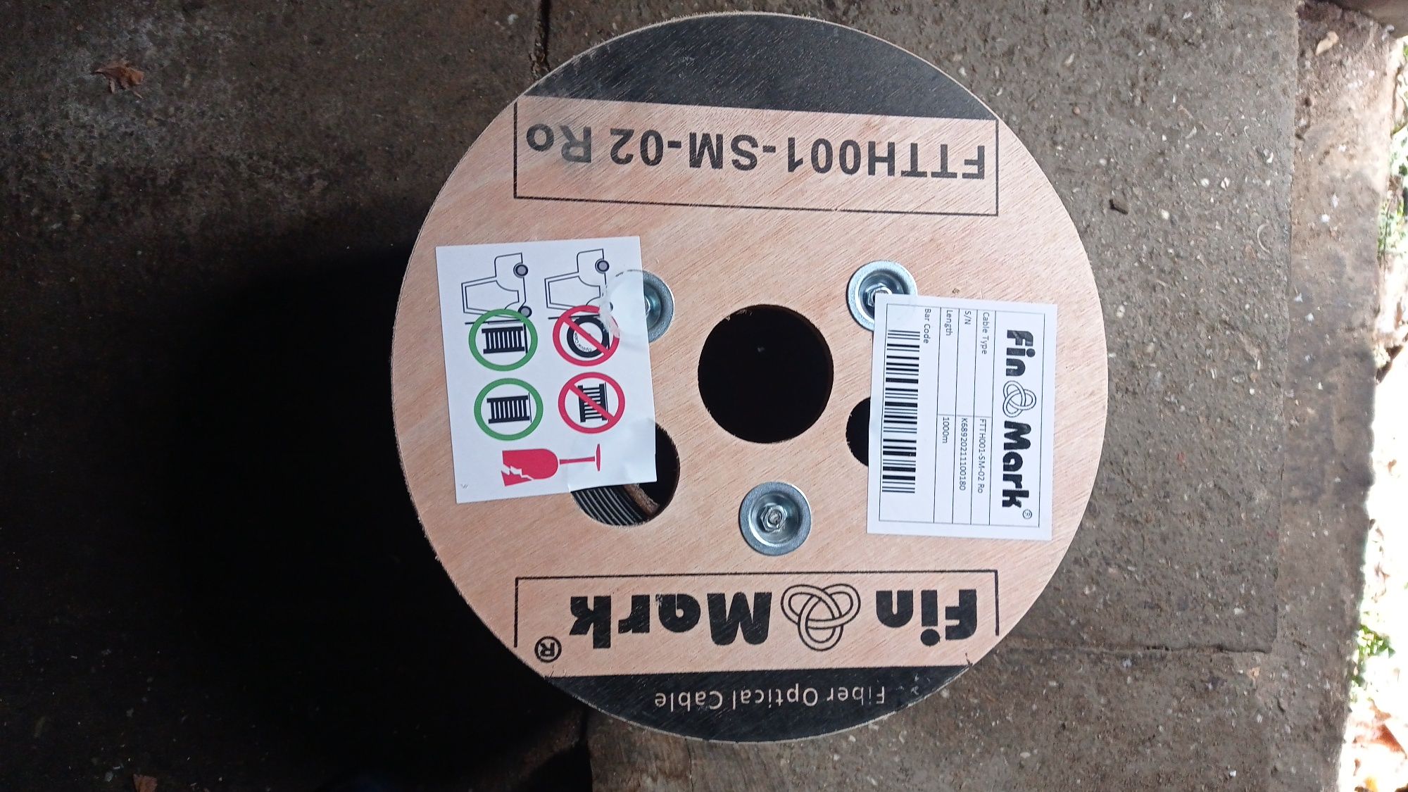 Оптический кабель оптоволокно fin mark ftth001_sm_02 Ro