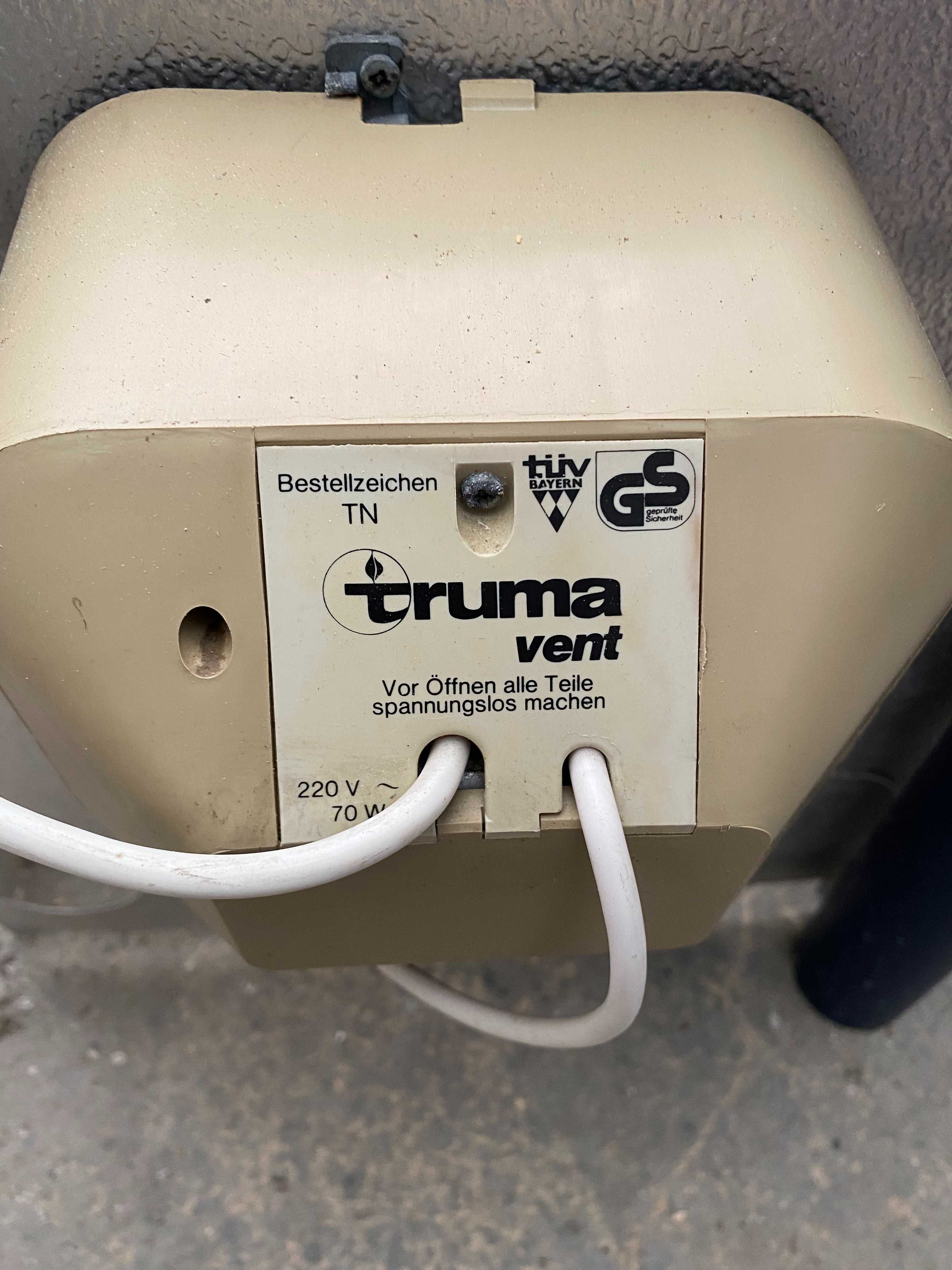 Piec gazowy do kampera/przyczepy kempingowej Trumatic SL5002