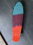 Vendo skate novo.