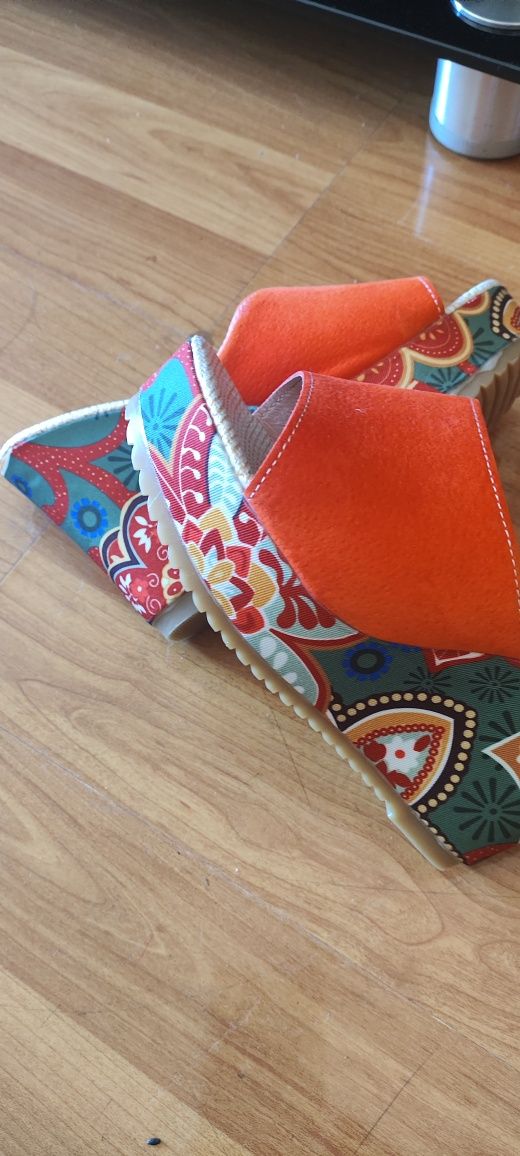 Chinelas de senhora