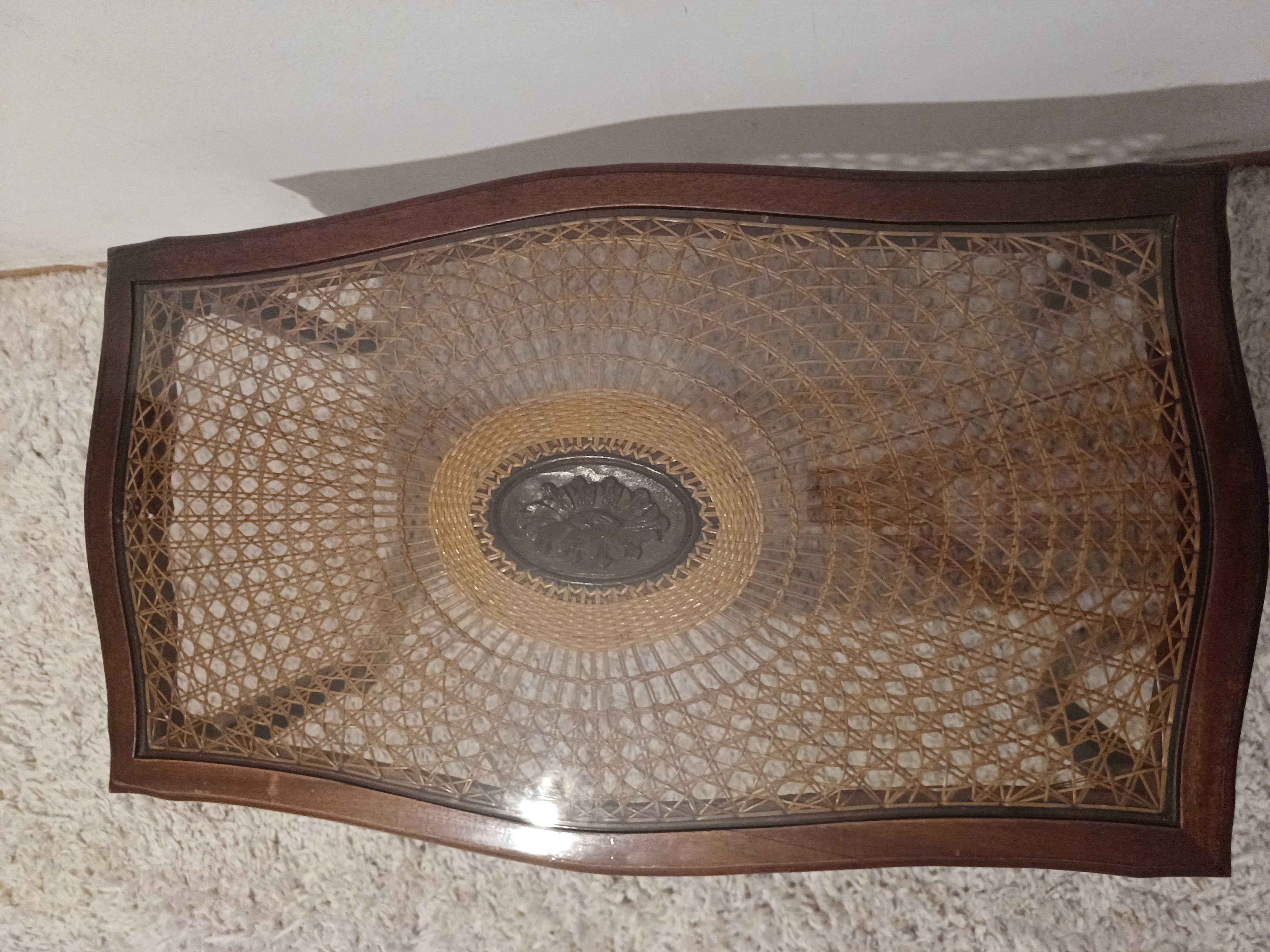 Mesa de Madeira com Vidro