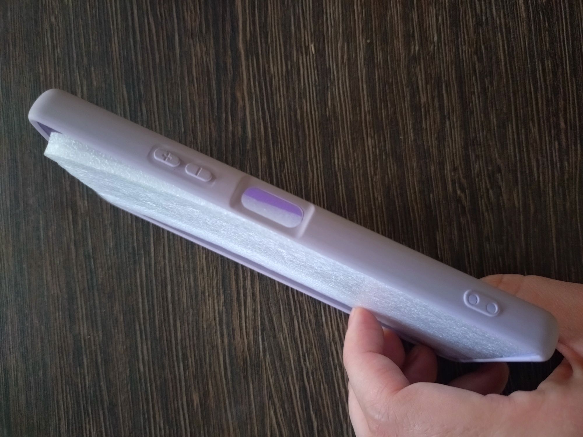 Etui Sony Xperia 10 V, miękka wyściółka z mikrofibry
