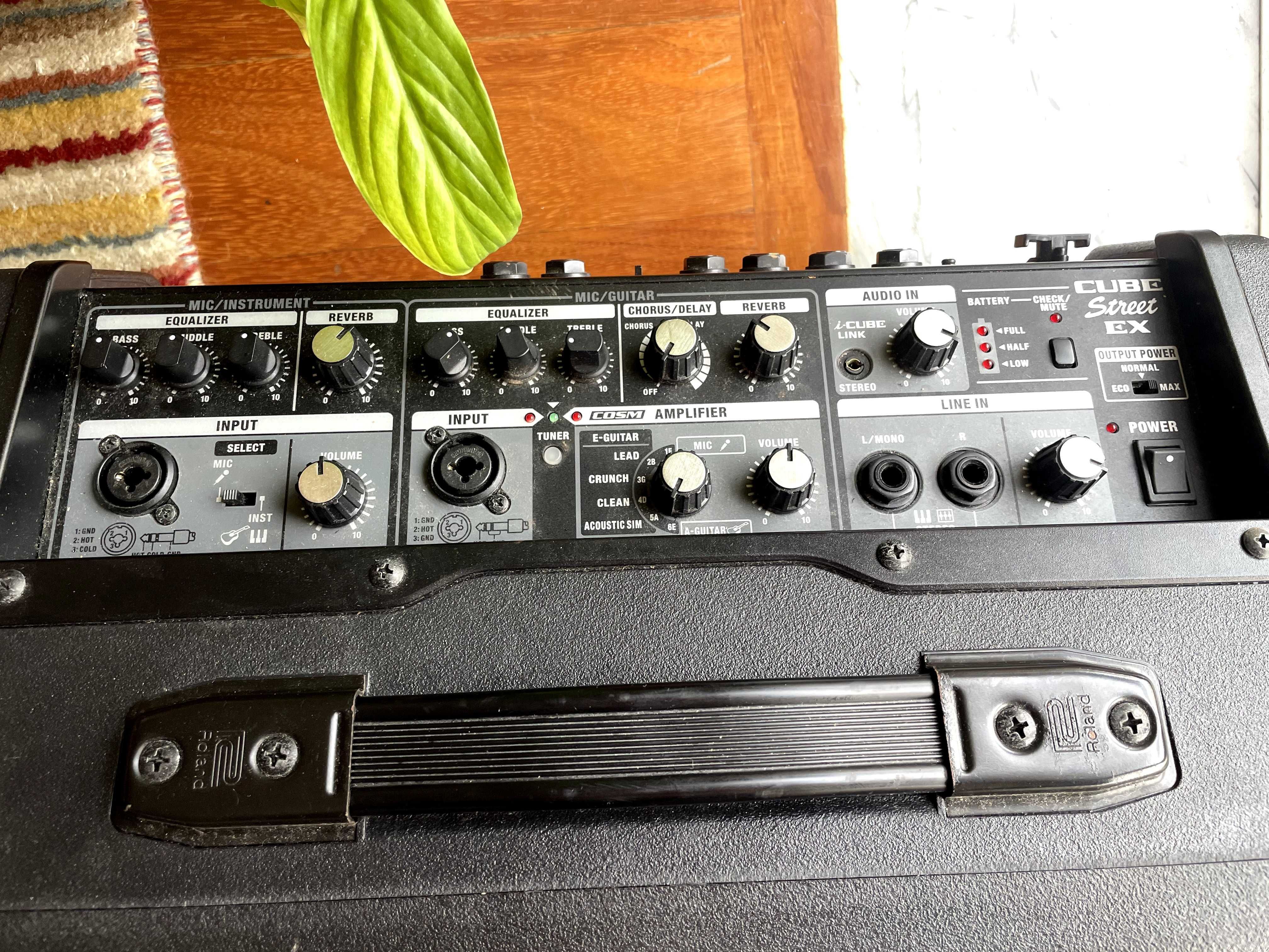 Roland Street Cube EX