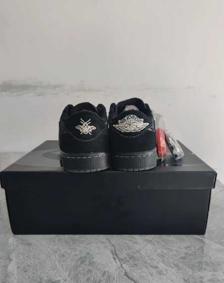 Jordan 1 Retro Low OG SP Travis Scott Black Phantom EU 45