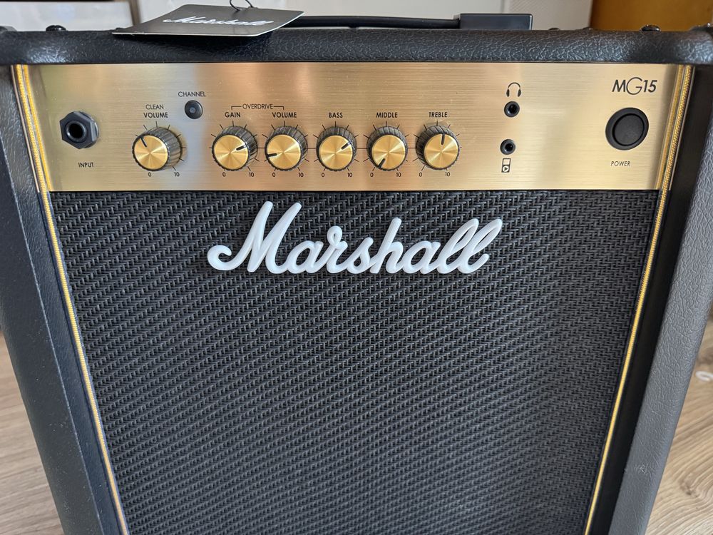 Wzmacniacz Marshall MG15 15W