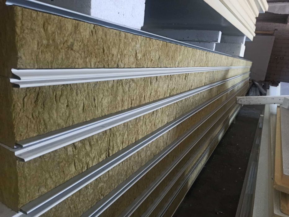 Płyta Warstwowa Wełna Mineralna II gat.