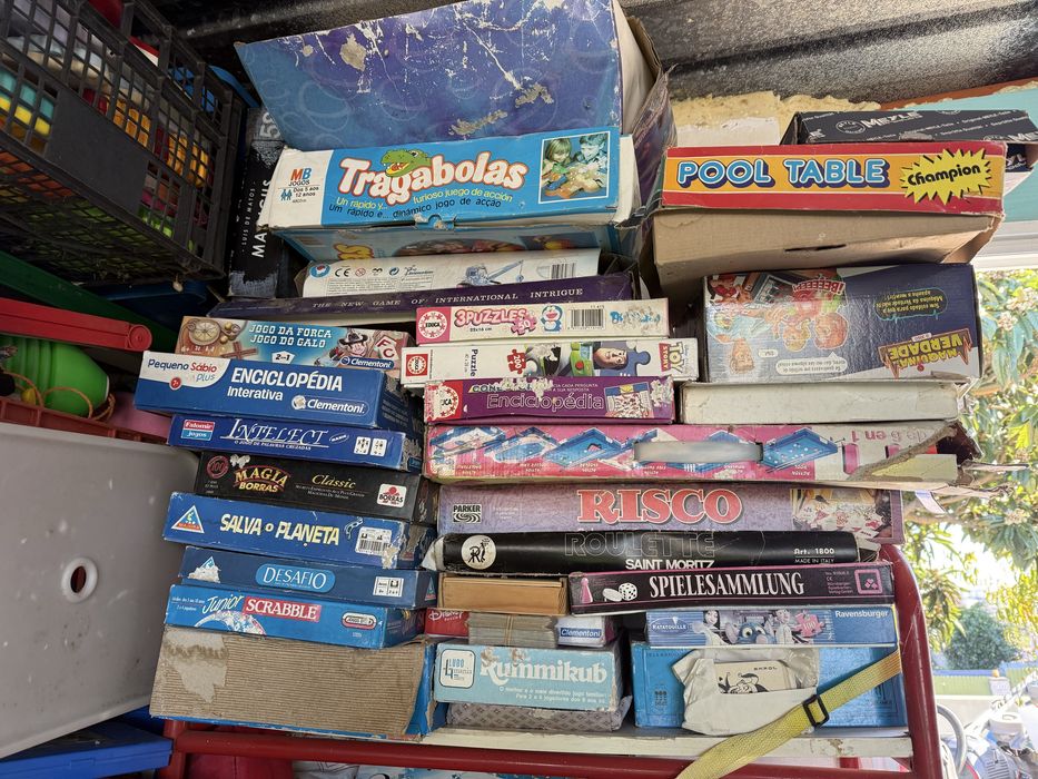 Lote de jogos de tabuleiro e puzzles