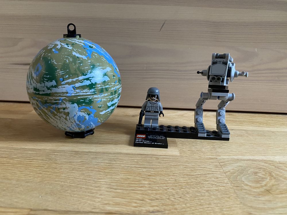 LEGO 9679 AT-ST & Endor