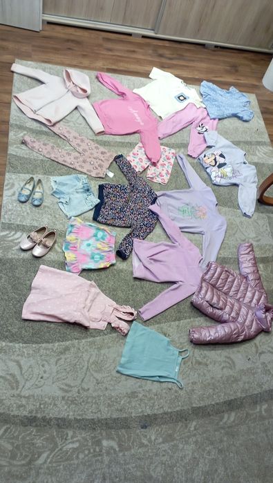 Sprzedam odzież używana 116-128