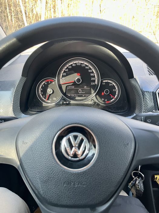 Volkswagen Up! 2017 rok 1.0 MPI