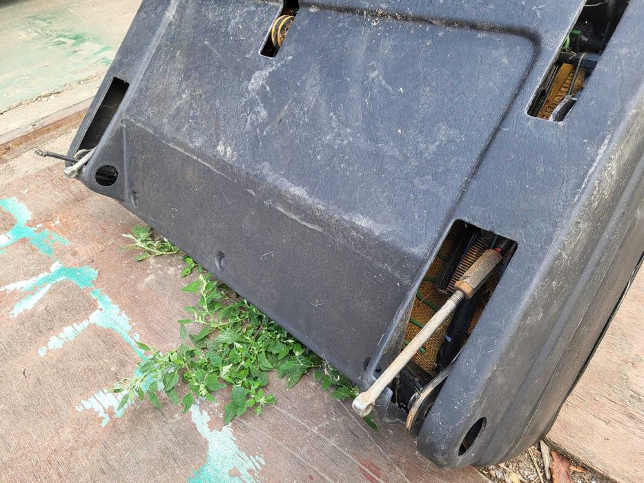 Автосидіння, автокрісла 2+1 складні