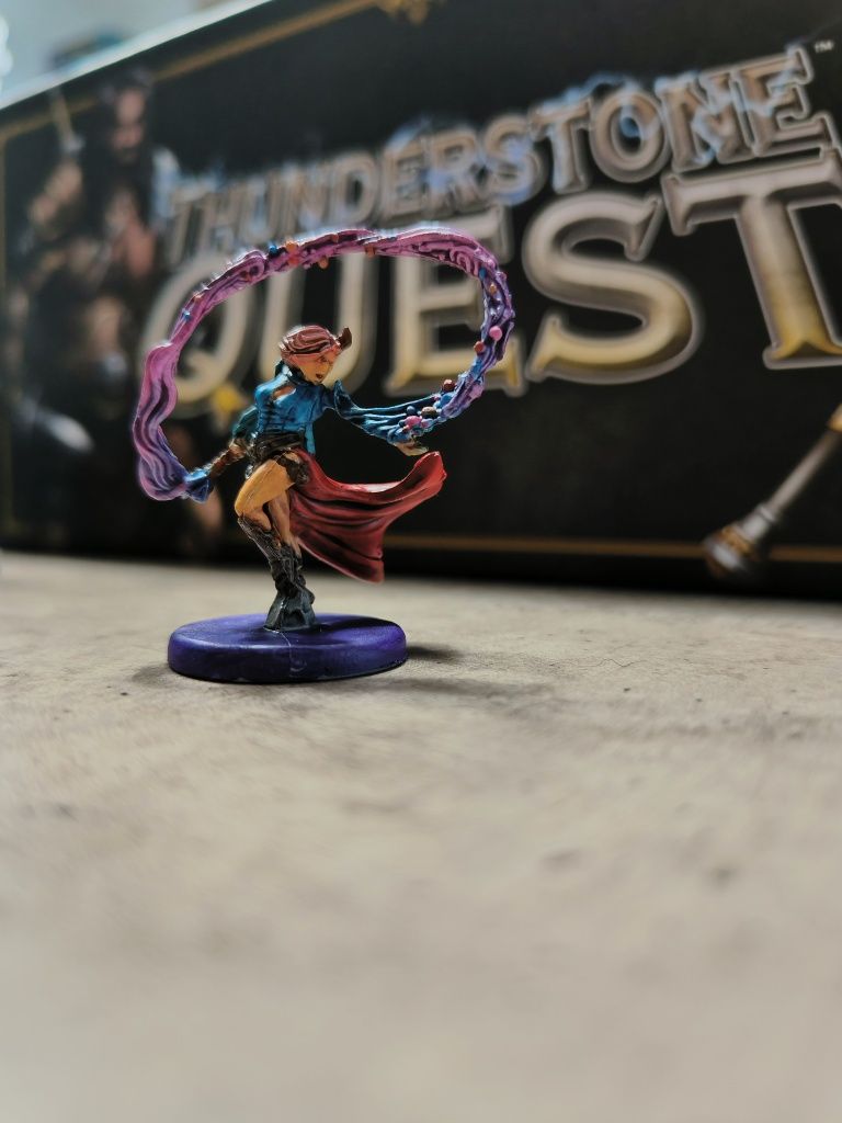 Vendo Thunderstone Quest Minis Pintadas jogo de tabuleiro novo