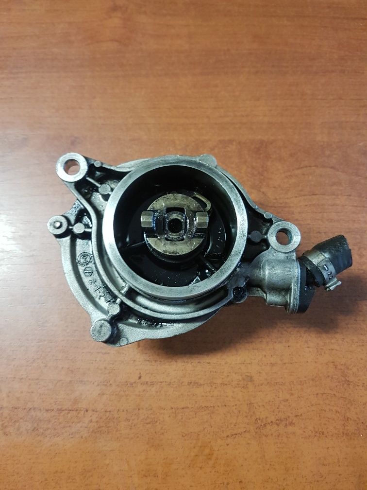 Pompa vacum BMW E46 320D 2.0D  05221  20701