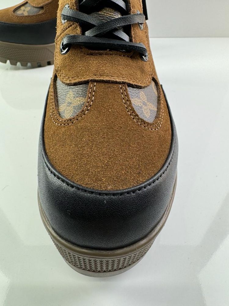 Louis Vuitton - botki brązowe LV