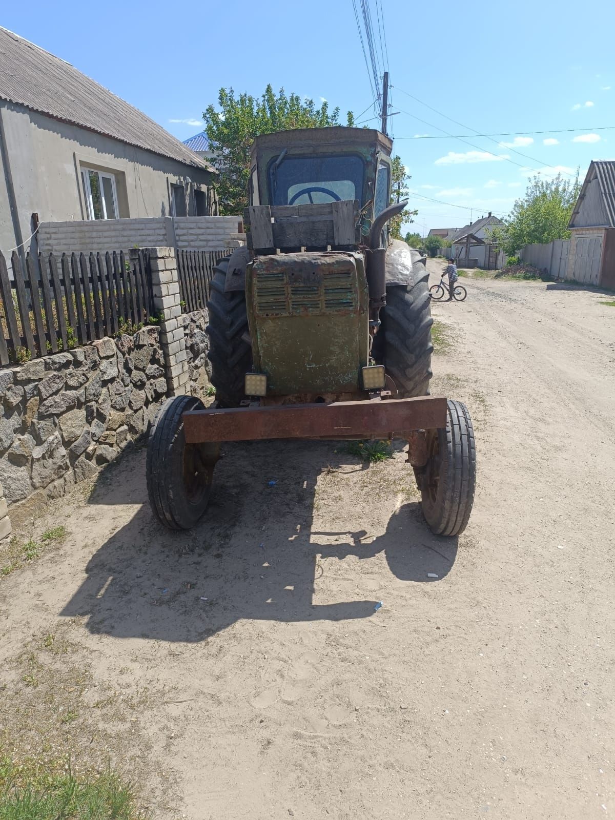 Продам трактор Т40
