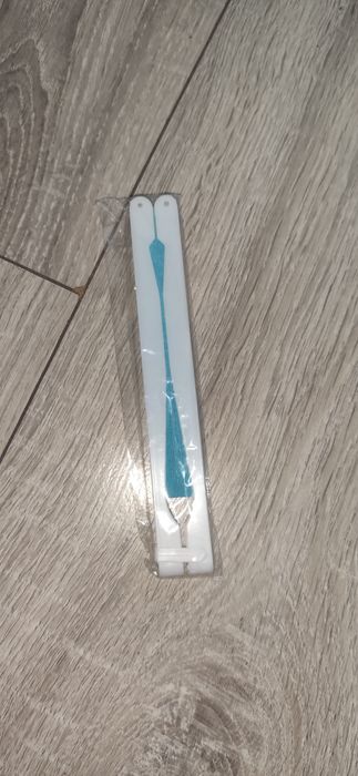 Niebieski wachlarz papierowy