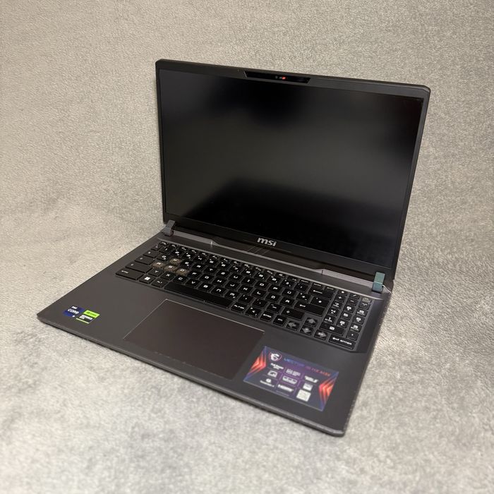 Laptop Gamingowy MSI Vector 16 HX A13VHG-459 32GB RAM    do negocjacji