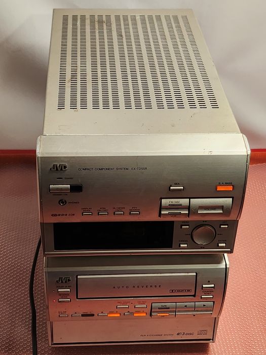 Złota skrzynka grająca